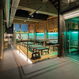 Ekoos Hostel, Eko , Bilbao Spanje