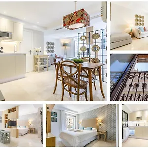 Living By Cathedral Apartment